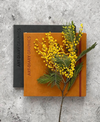 Скетчбук для графики "ГОРЧИЧНЫЙ" 20х20 см, 100% целлюлоза 180 г/м2